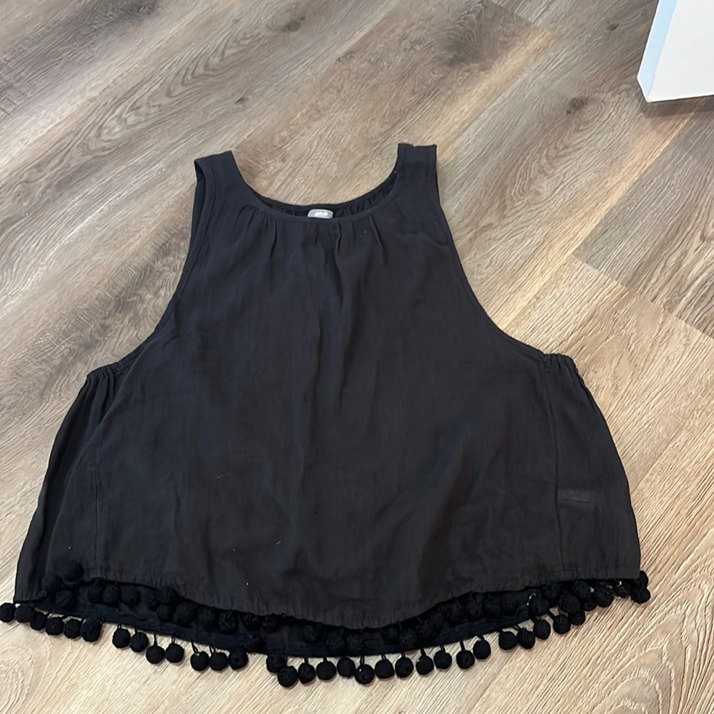 Aerie top